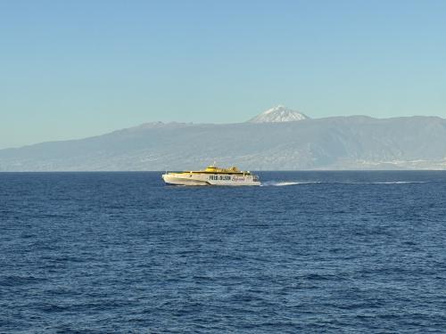 Fred. Olsen Express cierra 2025 con un récord de 4 millones de pasajeros